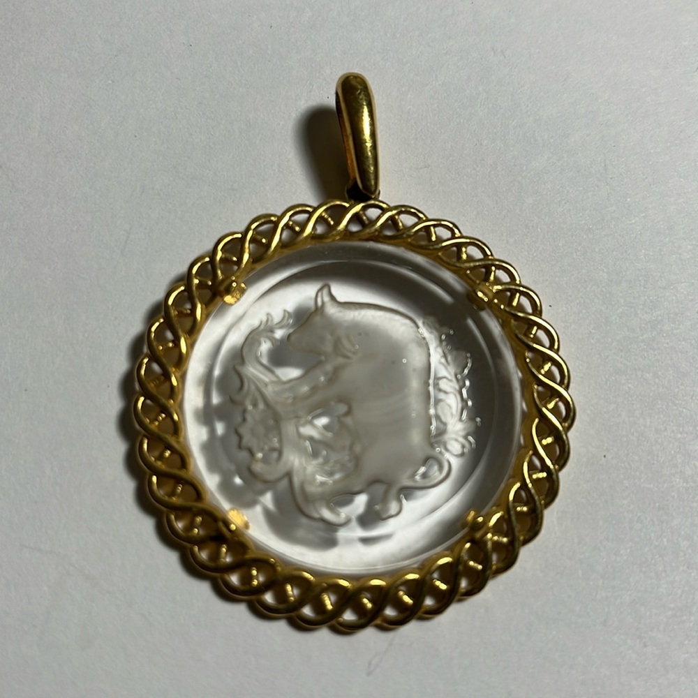 Vintage Crown Trifari Signed Taurus Bull Zodiac Gold Plated cameo style Pendant